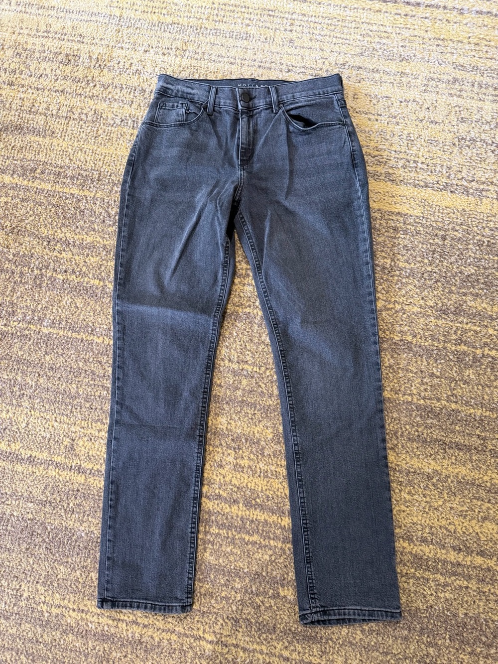 NWOT sz 29 L 30 Mott & Bow grey wash boyfriend jeans